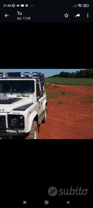 Usata Land Rover Defender 122 CV (89 kW) 2009 Bianco SUV