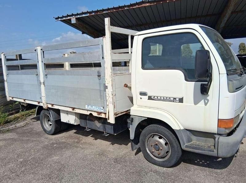 Usata Nissan Cabstar 110 CV (80 kW) 2000 Pick-up