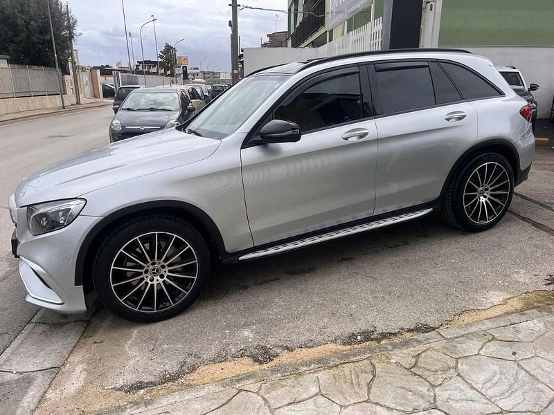 Usata Mercedes GLC250 Exclusive 203 CV (149 kW) 2017 Argento Station wagon