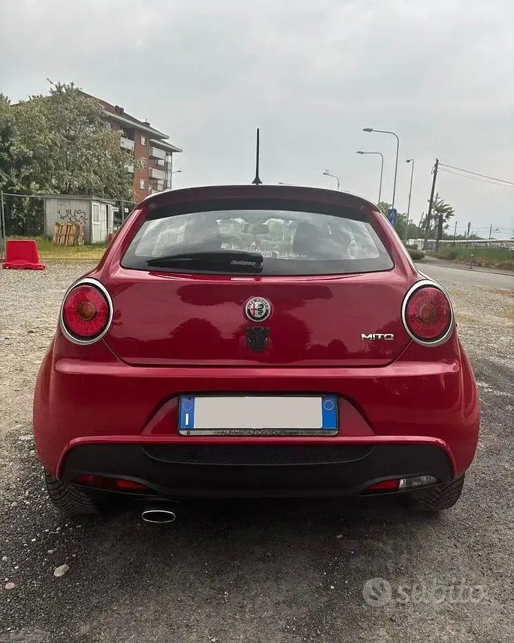 Usata Alfa Romeo MiTo 95 CV (69 kW) 2018 Rosso Utilitaria