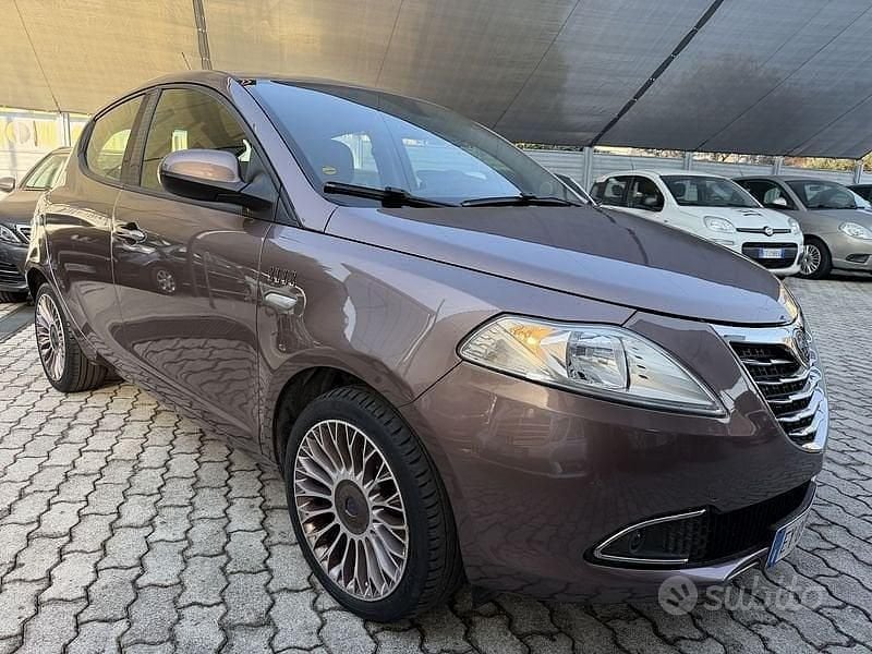 Usata Lancia Ypsilon 69 CV (50 kW) 2014 Other Utilitaria