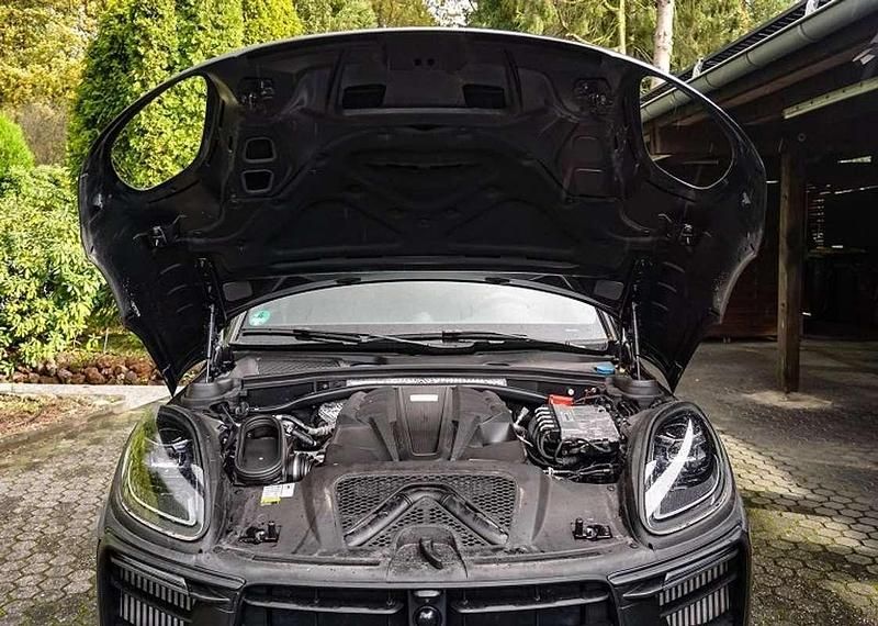 Usata Porsche Macan Turbo Performance Package 441 CV (324 kW) 2022 Blu/azzurro SUV