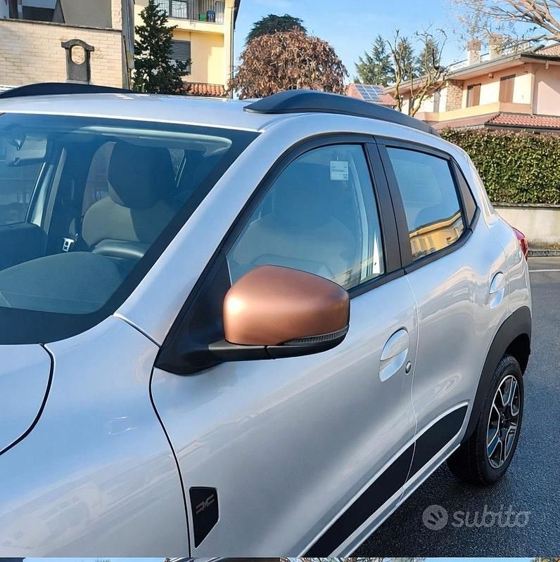 Usata Dacia Spring Extreme 19 kW (26 CV) 2022 Grigio Utilitaria