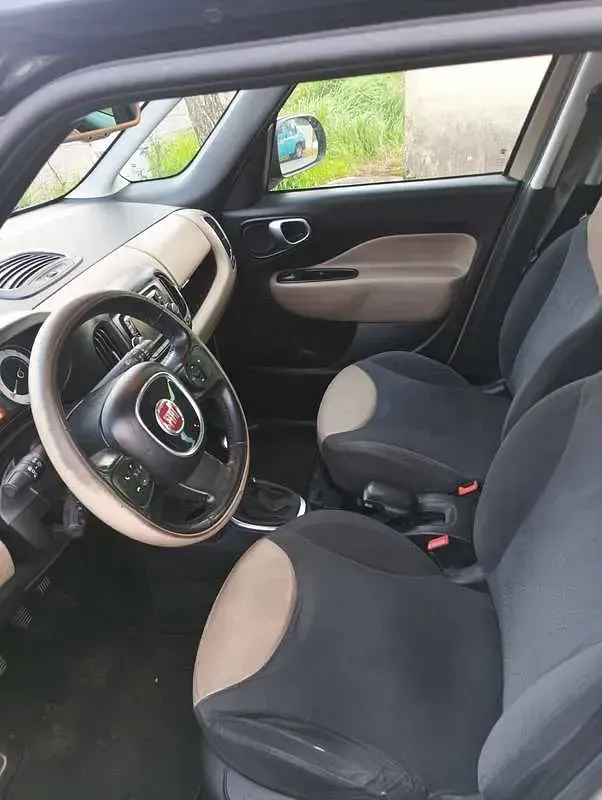 Usata Fiat 500L Living 105 CV (77 kW) 2013 Beige Monovolume