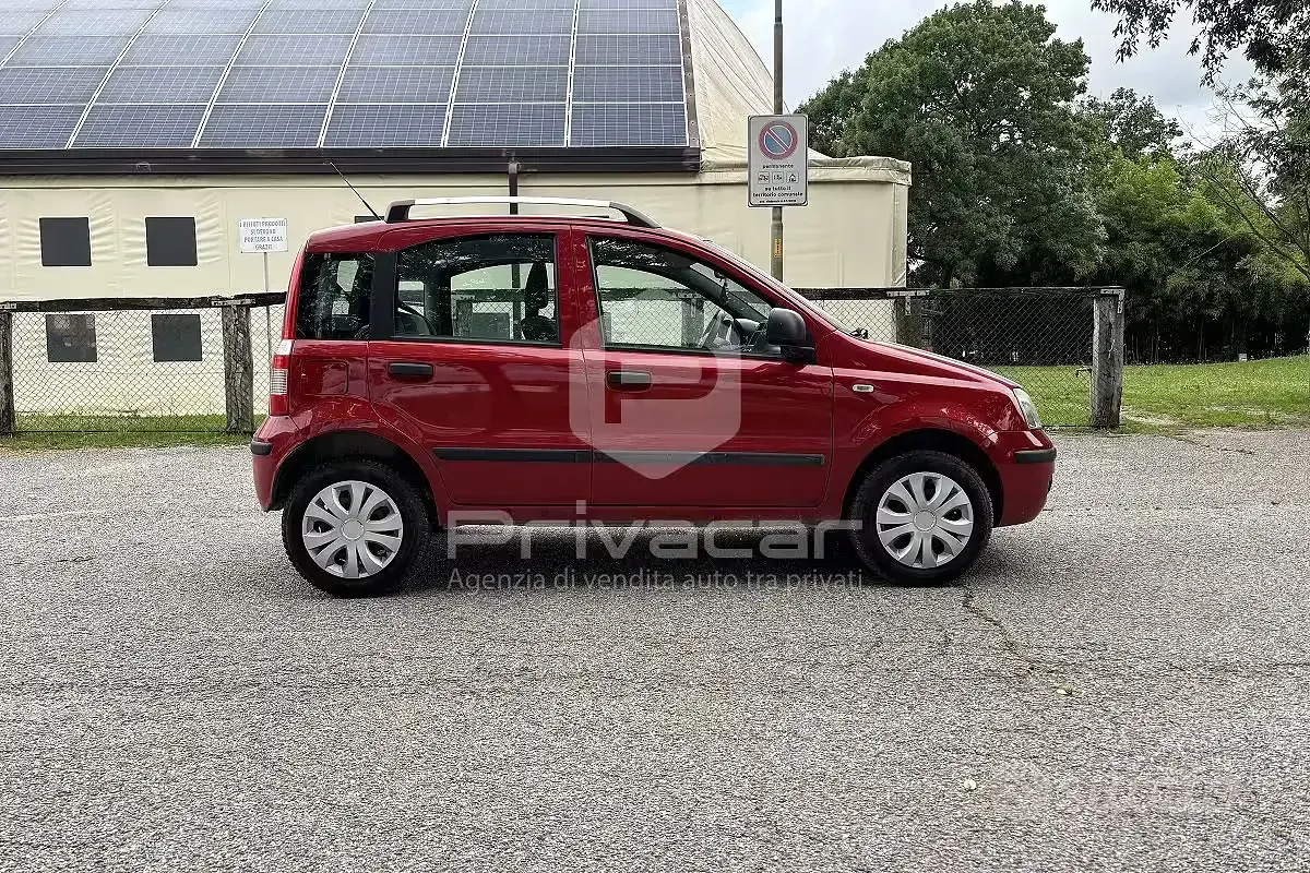 Usata Fiat Panda Active 77 CV (56 kW) 2012 Rosso Utilitaria