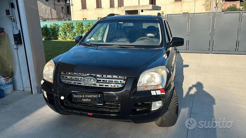 Usata Kia Sportage Active 141 CV (103 kW) 2008 Nero SUV