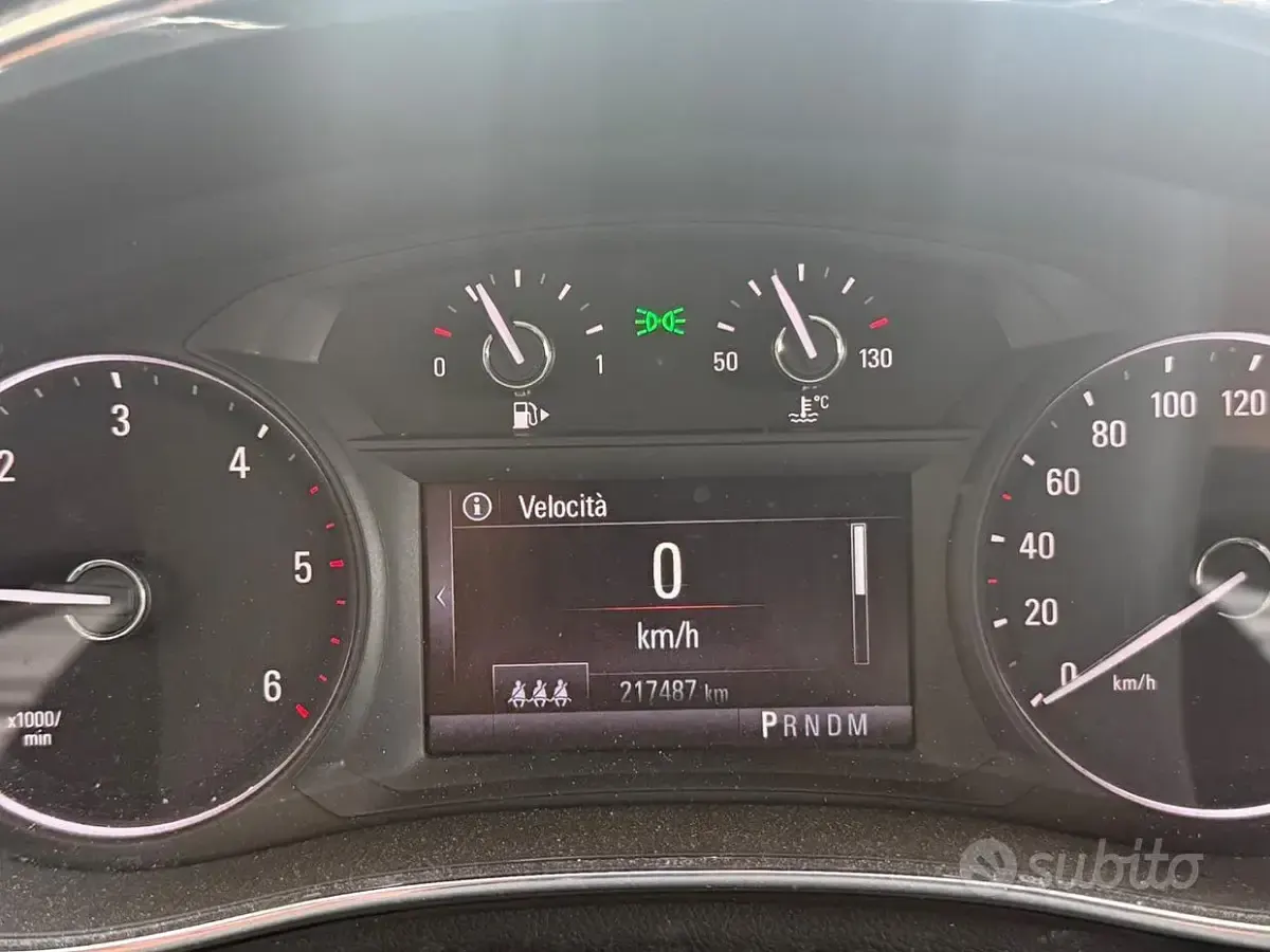 Usata Opel Mokka 110 CV (80 kW) 2017 Nero SUV