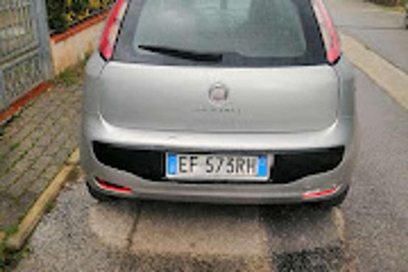 Usata Fiat Punto Evo Active 77 CV (56 kW) 2011 Argento Utilitaria