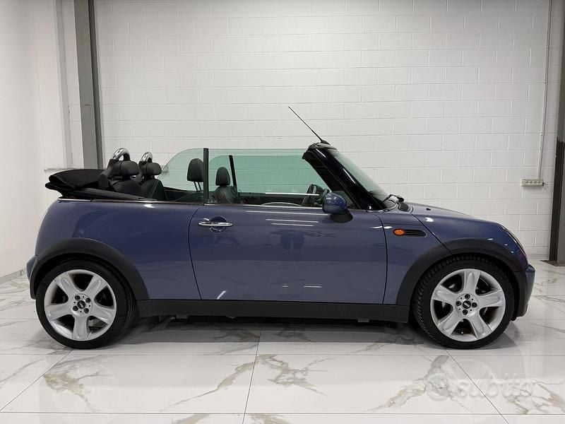 Usata Mini Cooper Cabriolet 116 CV (85 kW) 2007 Blu Cabrio
