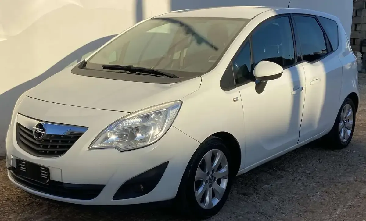 Usata Opel Meriva Cosmo 95 CV (69 kW) 2012 Monovolume