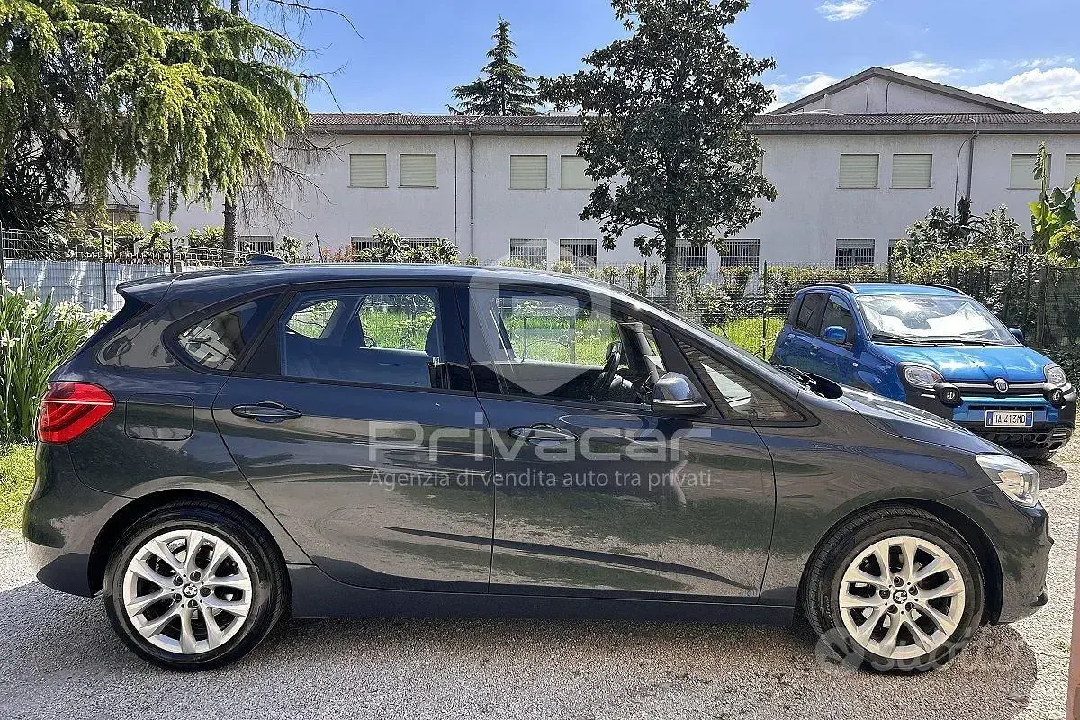Usata BMW 216 Active Tourer Advantage 116 CV (85 kW) 2016 Blu Monovolume