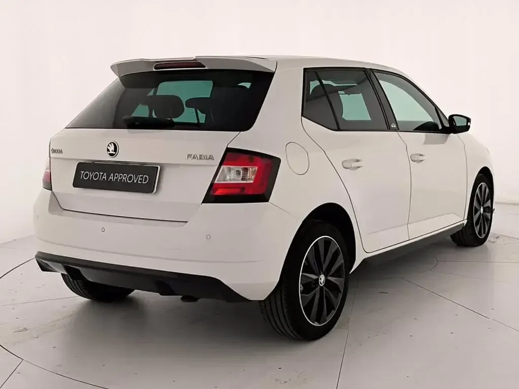 Usata Skoda Fabia Monte Carlo 75 CV (55 kW) 2017 Bianco Utilitaria