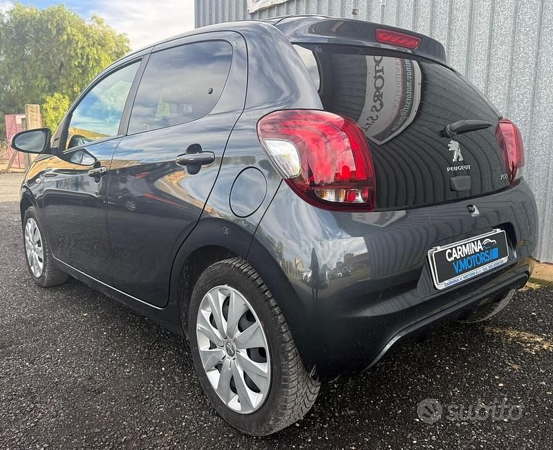 Usata Peugeot 108 Style 72 CV (52 kW) 2020 Grigio Utilitaria