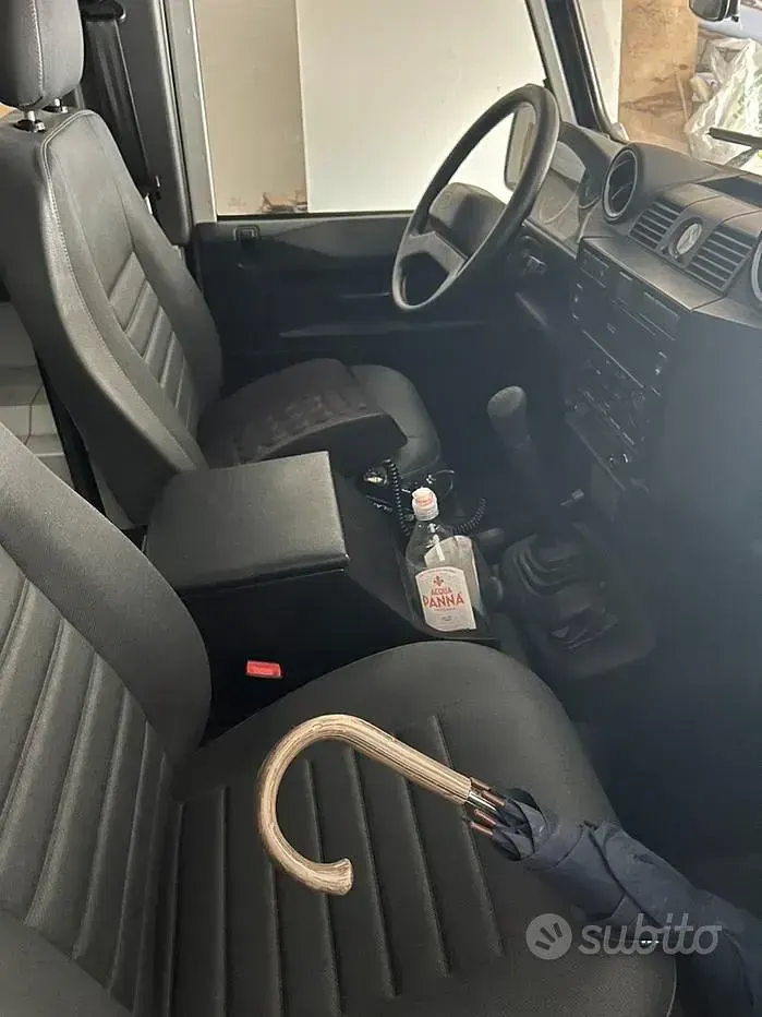Usata Land Rover Defender 2012 Bianco SUV