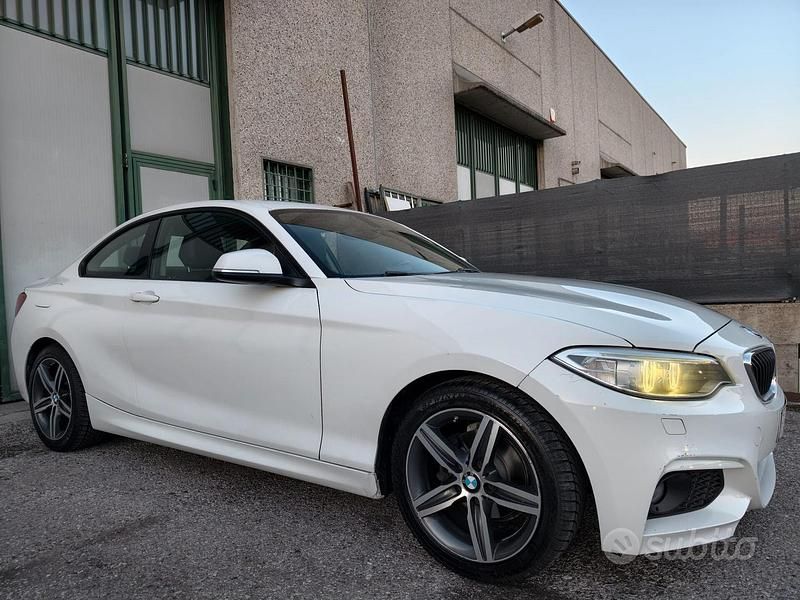 Usata BMW 218 M Sport 136 CV (100 kW) 2015 Bianco Coupé