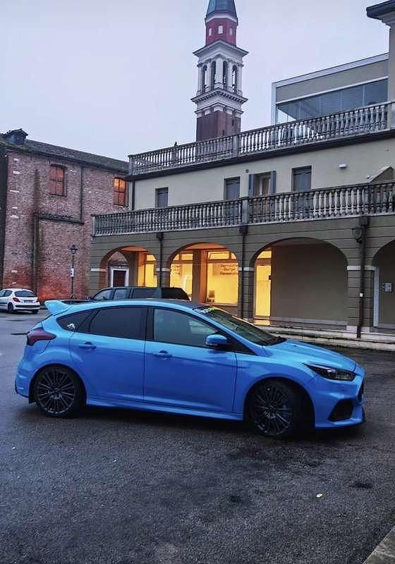 Usata Ford Focus RS 351 CV (258 kW) 2016 Blu/azzurro Berlina