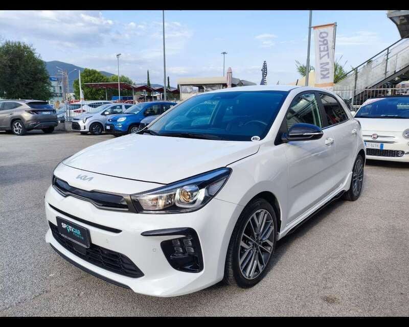 Bianco Usata 2022 Kia Rio GT-Line Tre volumi | 16.900 € (Cara) - Immagine 1/4