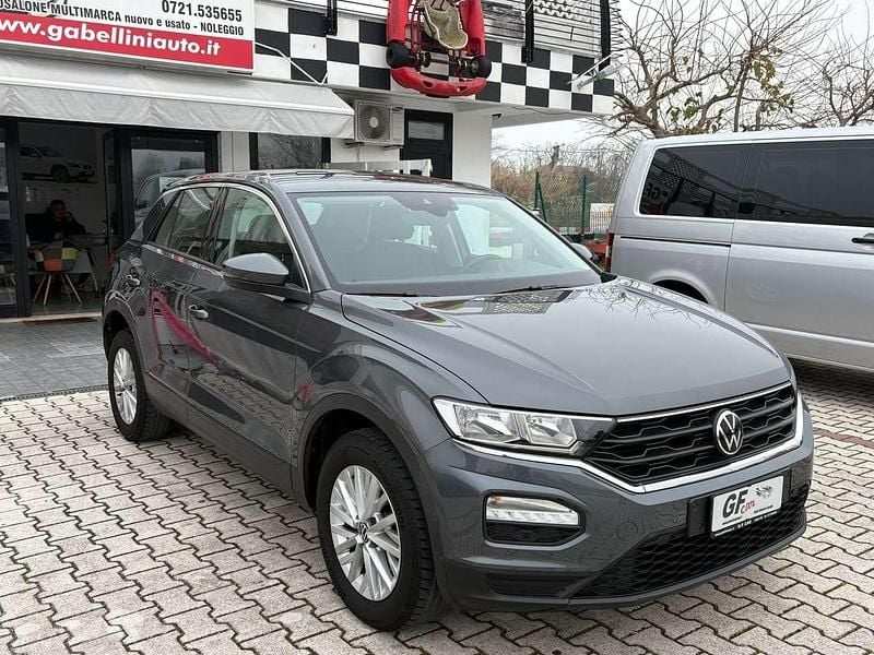 Grigio Usata 2022 VW T-Roc Style SUV | 22.600 € (Ottimo prezzo) - Immagine 1/4