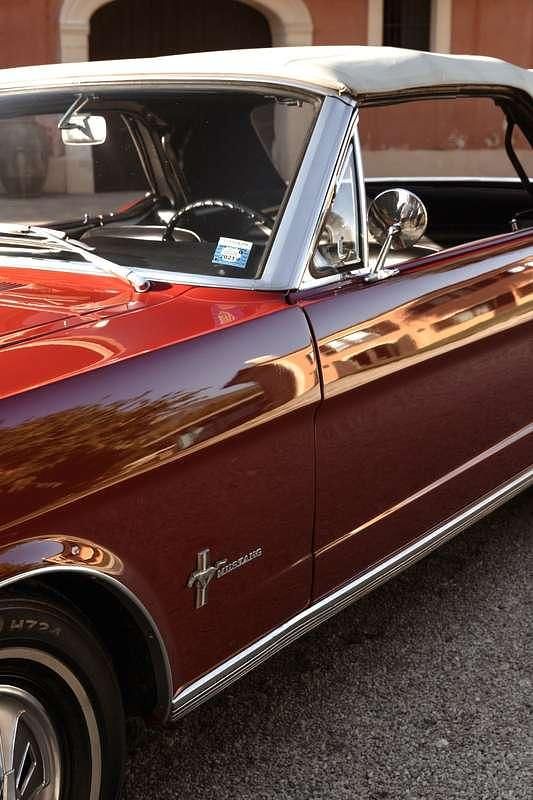 Usata Ford Mustang Convertible 299 CV (219 kW) 1965 Rosso Cabrio