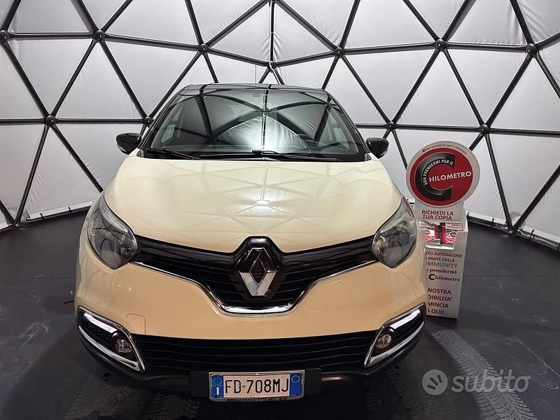 Usata Renault Captur Intens 90 CV (66 kW) 2016 Beige SUV