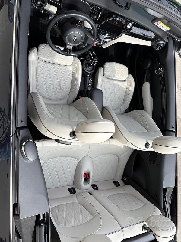 Usata Mini Cooper Cabriolet 136 CV (100 kW) 2023 Blu Cabrio