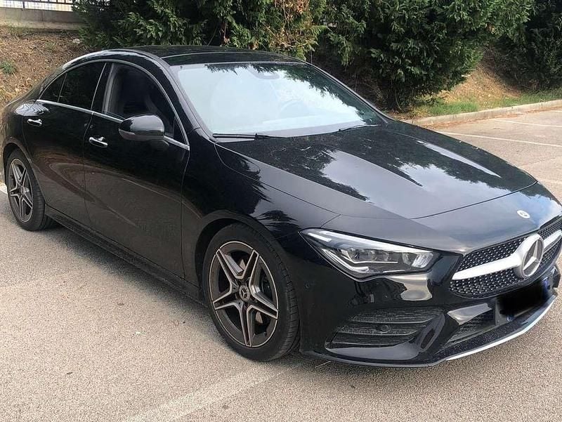 Nero Usata 2022 Mercedes CLA200 Premium Coupé | 27.900 € (Super prezzo) - Immagine 1/4