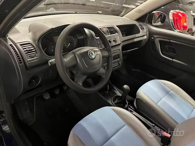 Usata Skoda Fabia Active 60 CV (44 kW) 2012 Blu/azzurro Berlina