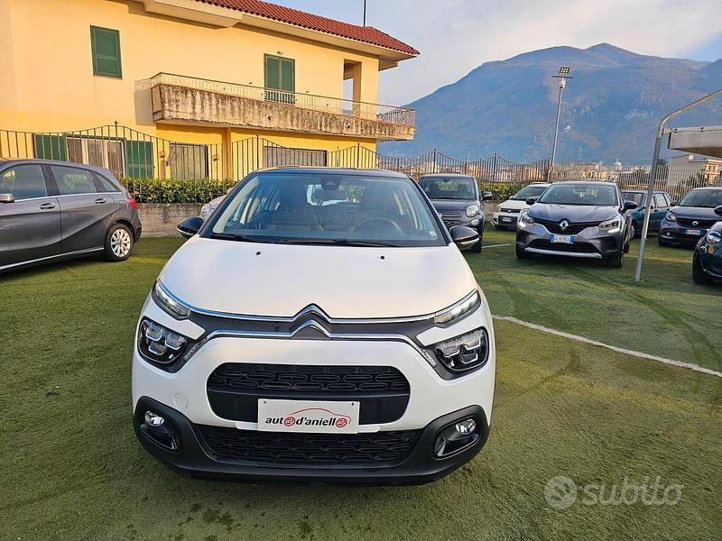 Usata Citroën C3 Shine 83 CV (61 kW) 2021 Bianco Utilitaria