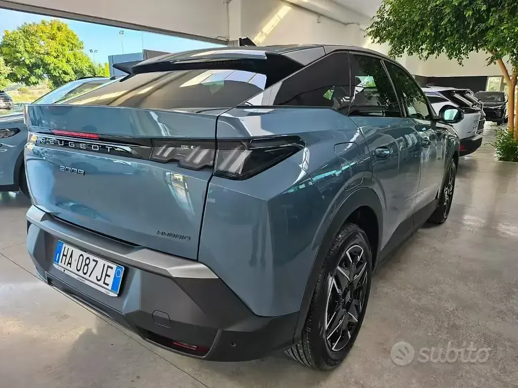 Nuova Peugeot 3008 Allure 136 CV (100 kW) 2025 Blu SUV