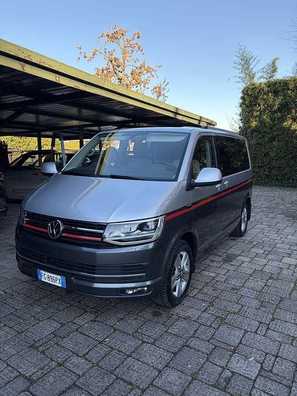 Usata VW Caravelle 150 CV (110 kW) 2016 Monovolume