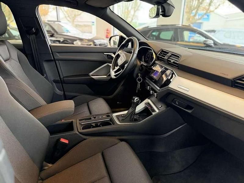 Usata Audi Q3 Ambiente 150 CV (110 kW) 2023 Blu/azzurro SUV
