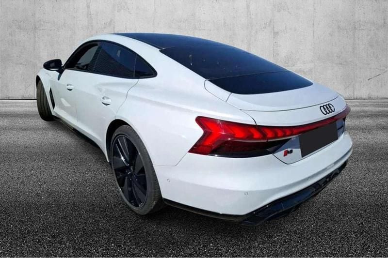 Usata Audi e-tron GT quattro Ambiente 141 kW (193 CV) 2023 Grigio Berlina