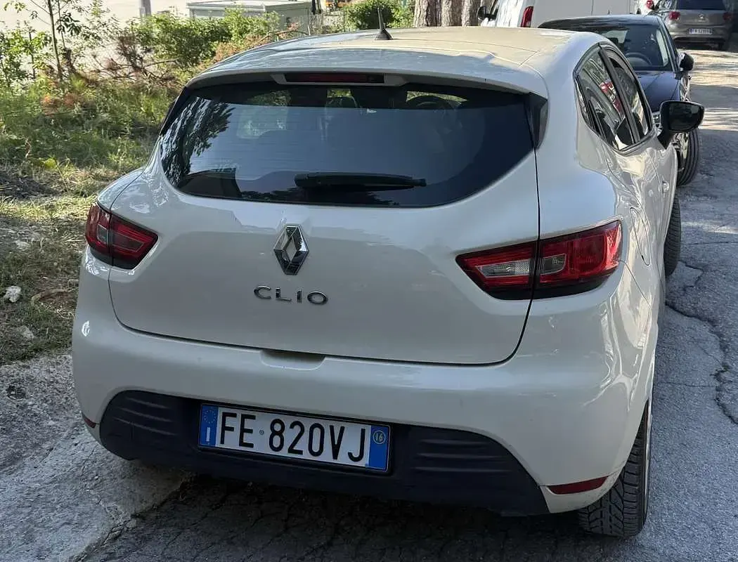 Usata Renault Clio IV 82 CV (60 kW) 2016 Berlina
