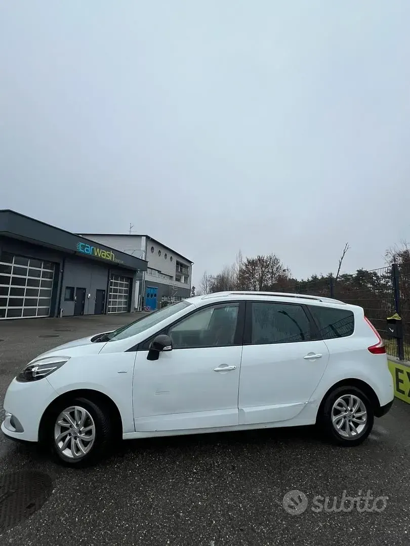 Occasion Renault Scenic E-Tech 110 PK (80 kW) 2016 Wit MPV