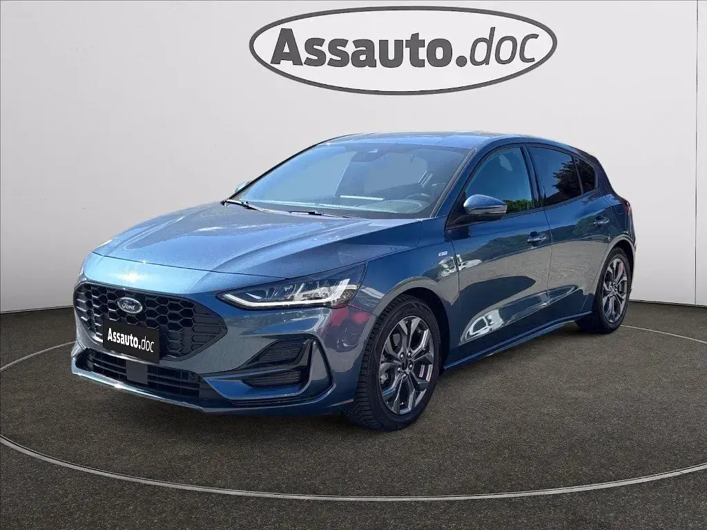Usata Ford Focus ST-Line 125 CV (91 kW) 2024 Blu metallizzato Berlina