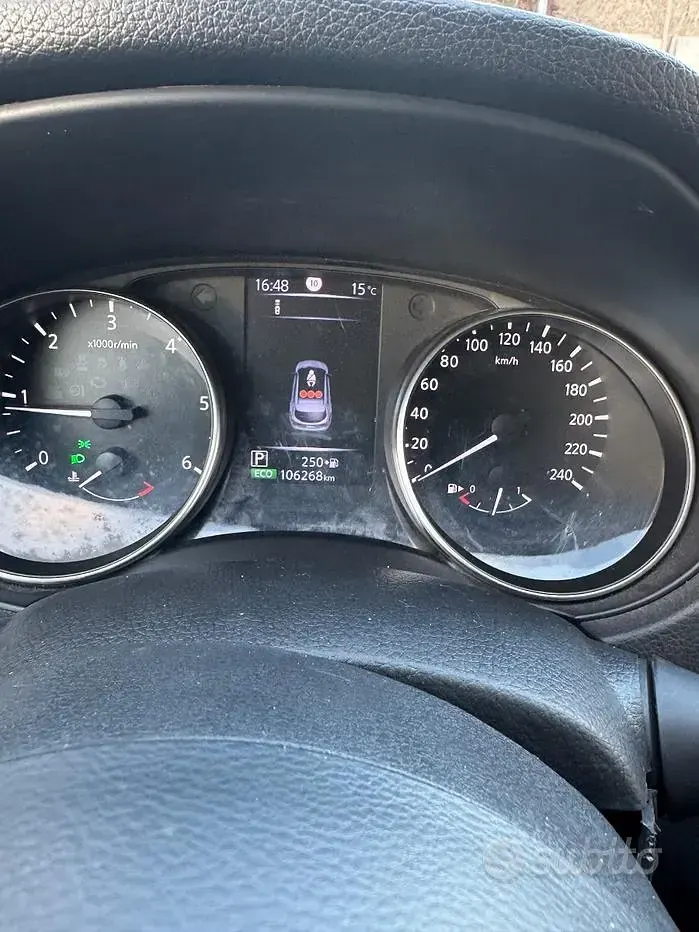 Usata Nissan Qashqai 140 CV (102 kW) 2018 Bianco SUV