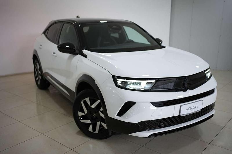Usata Opel Mokka 131 CV (96 kW) 2025 Bianco SUV