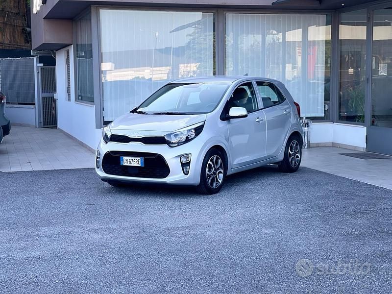 Usata Kia Picanto 67 CV (49 kW) 2023 Grigio Utilitaria