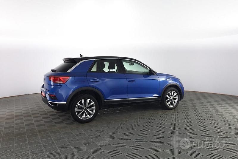 Usata VW T-Roc Style 110 CV (80 kW) 2021 Blu SUV