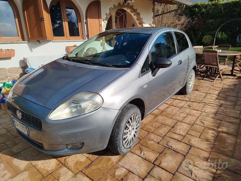 Usata Fiat Grande Punto 2009 Grigio Utilitaria