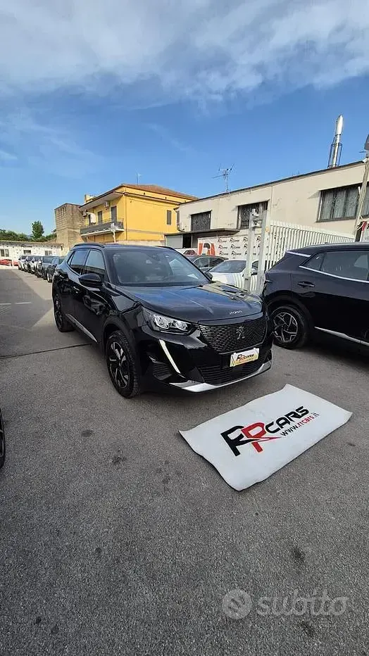 Usata Peugeot 2008 Allure 131 CV (96 kW) 2023 Nero SUV