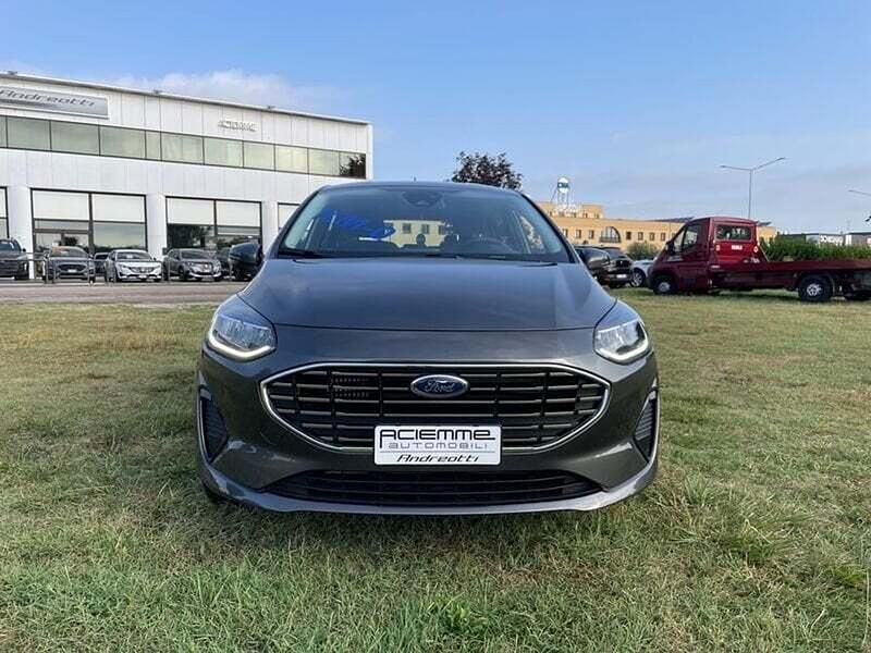 Usata Ford Fiesta Titanium 99 CV (72 kW) 2022 Gray Utilitaria