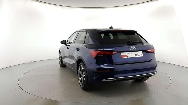 Usata Audi A3 Advanced 116 CV (85 kW) 2023 Blu navarra met Berlina