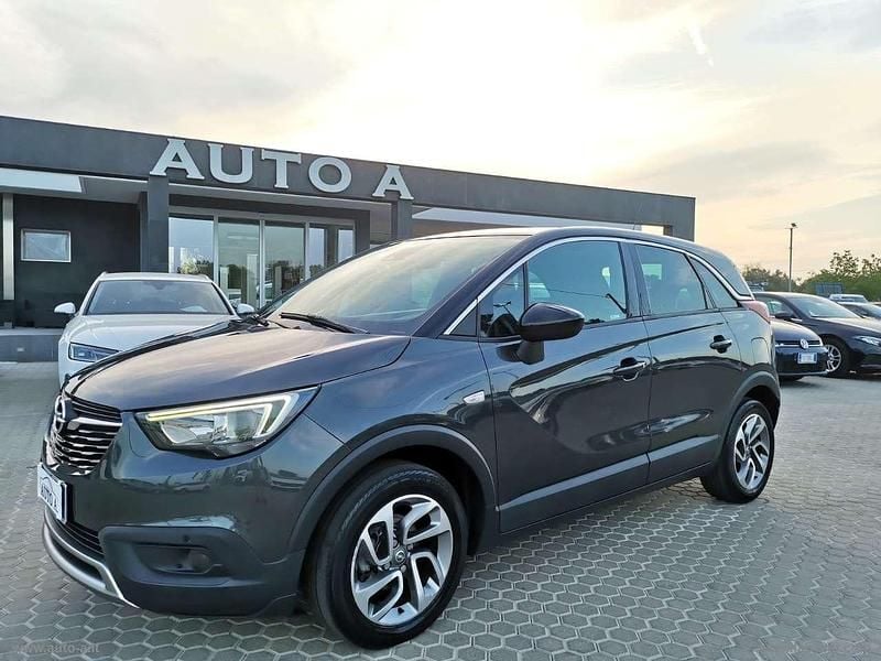 Grigio Usata 2018 Opel Crossland X S SUV | 10.800 € (Buon prezzo) - Immagine 1/4