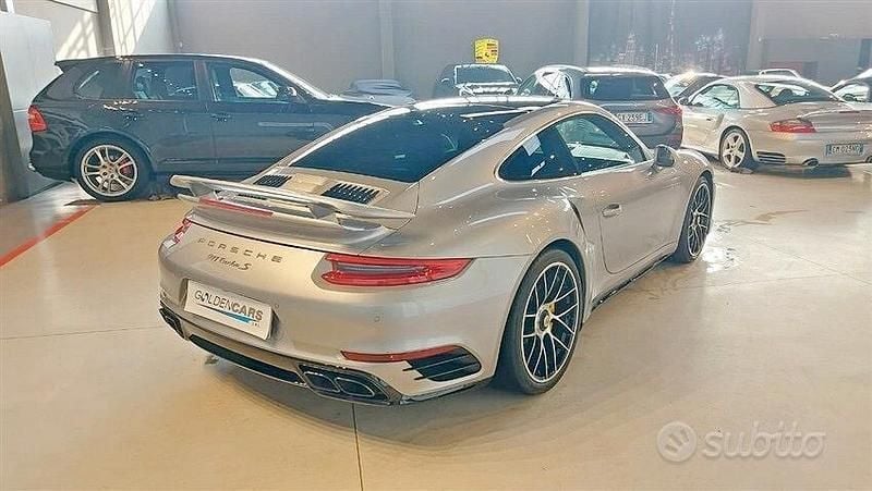 Usata Porsche 911 Turbo S 581 CV (427 kW) 2017 Grigio Coupé