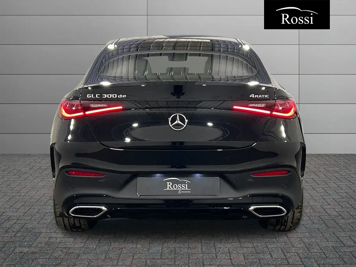 Nouvelle Mercedes GLC300 197 ch (144 kW) 2026 Noir Coupé