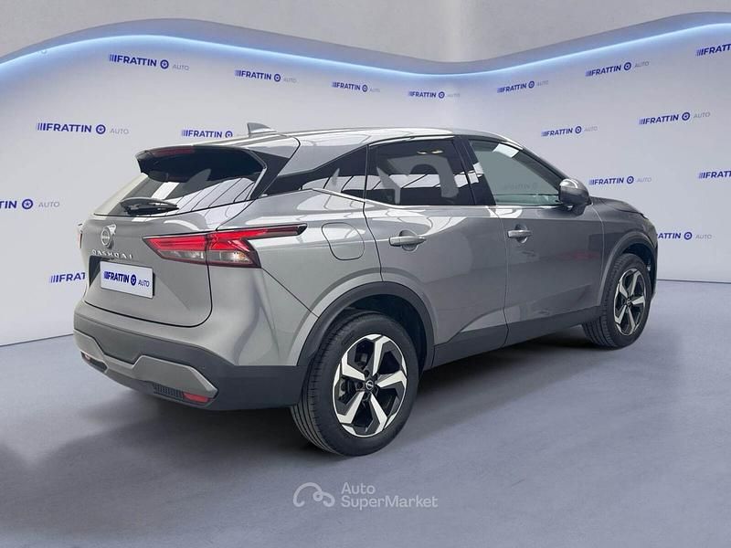 Usata Nissan Qashqai N-Connecta 140 CV (102 kW) 2024 Gray SUV