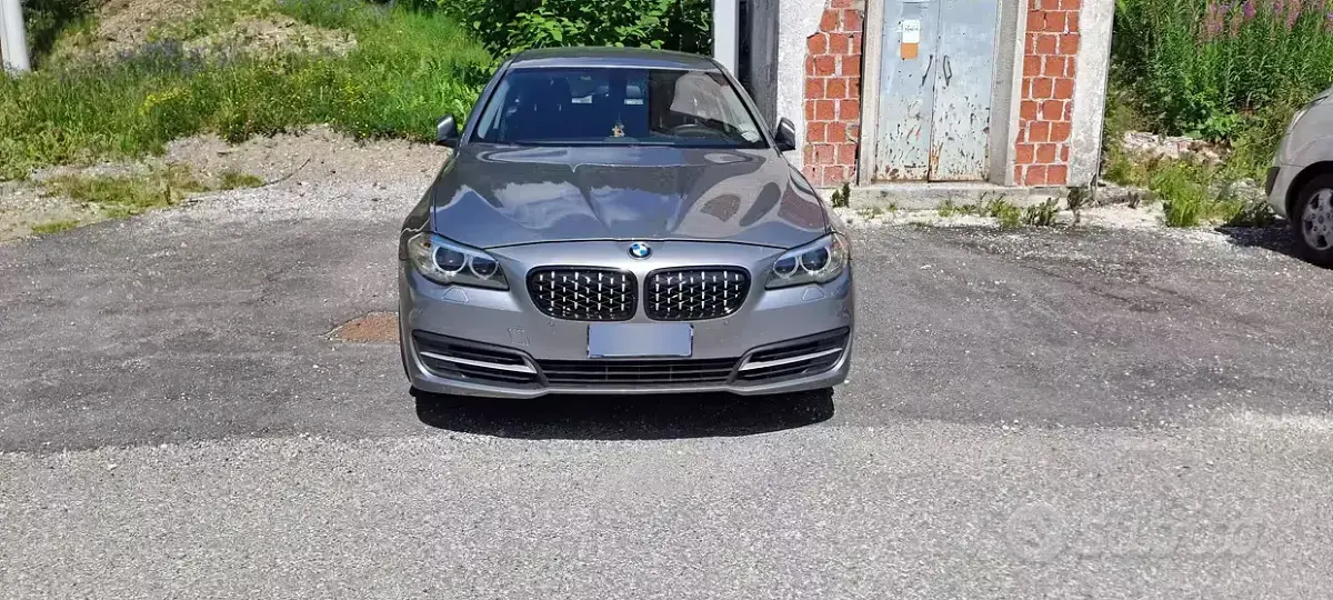 Usata BMW 520 184 CV (135 kW) 2014 Grigio Station wagon