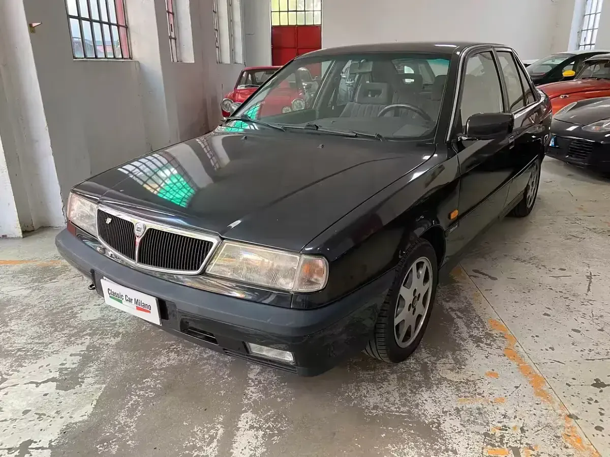 Usata Lancia Dedra 162 CV (119 kW) 1992 Nero Berlina