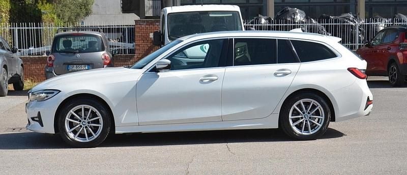 Usata BMW 318 Advantage 150 CV (110 kW) 2021 Bianco Station wagon